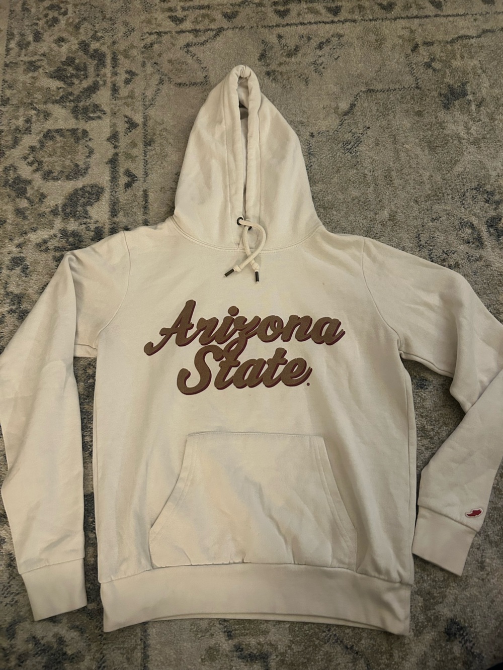 League Cream Pullover Hoodie with Subtle Label